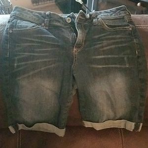 Bermuda Jean shorts